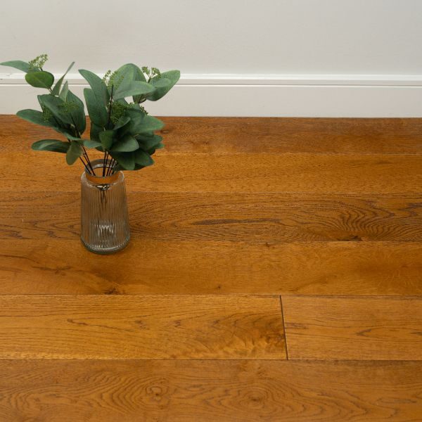 Elwood Nutmeg Brushed & UV Oiled