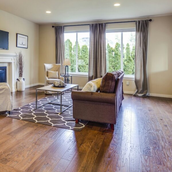 LVT